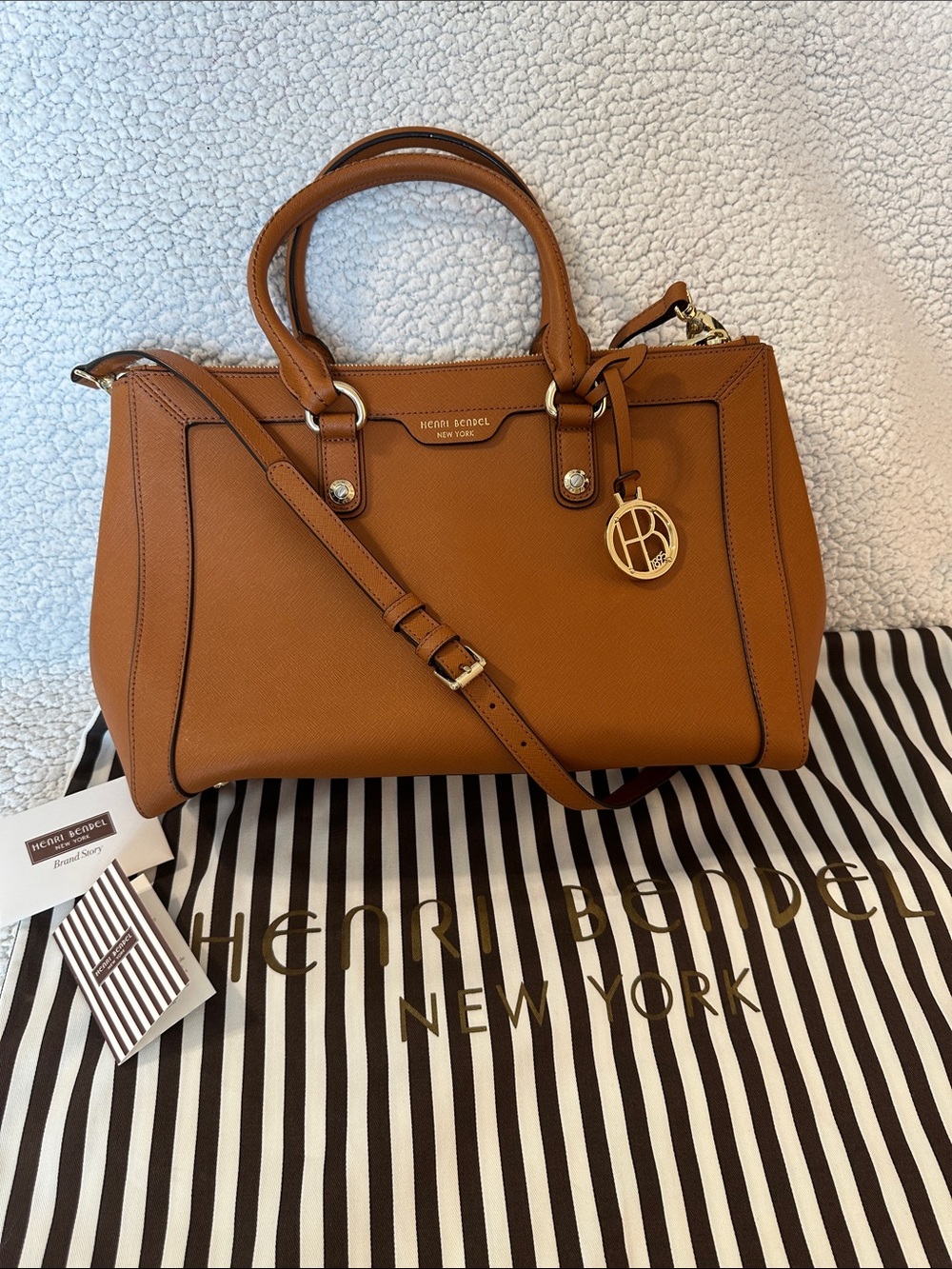 henri bendel Caramel Brown Leather Satchel with Detachable Strap w/Dust bag.